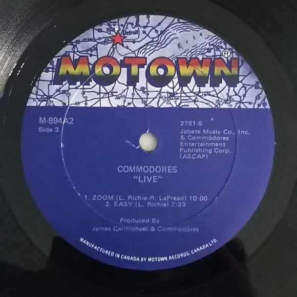 Commodores - Live Double LP - Picture 7 of 8